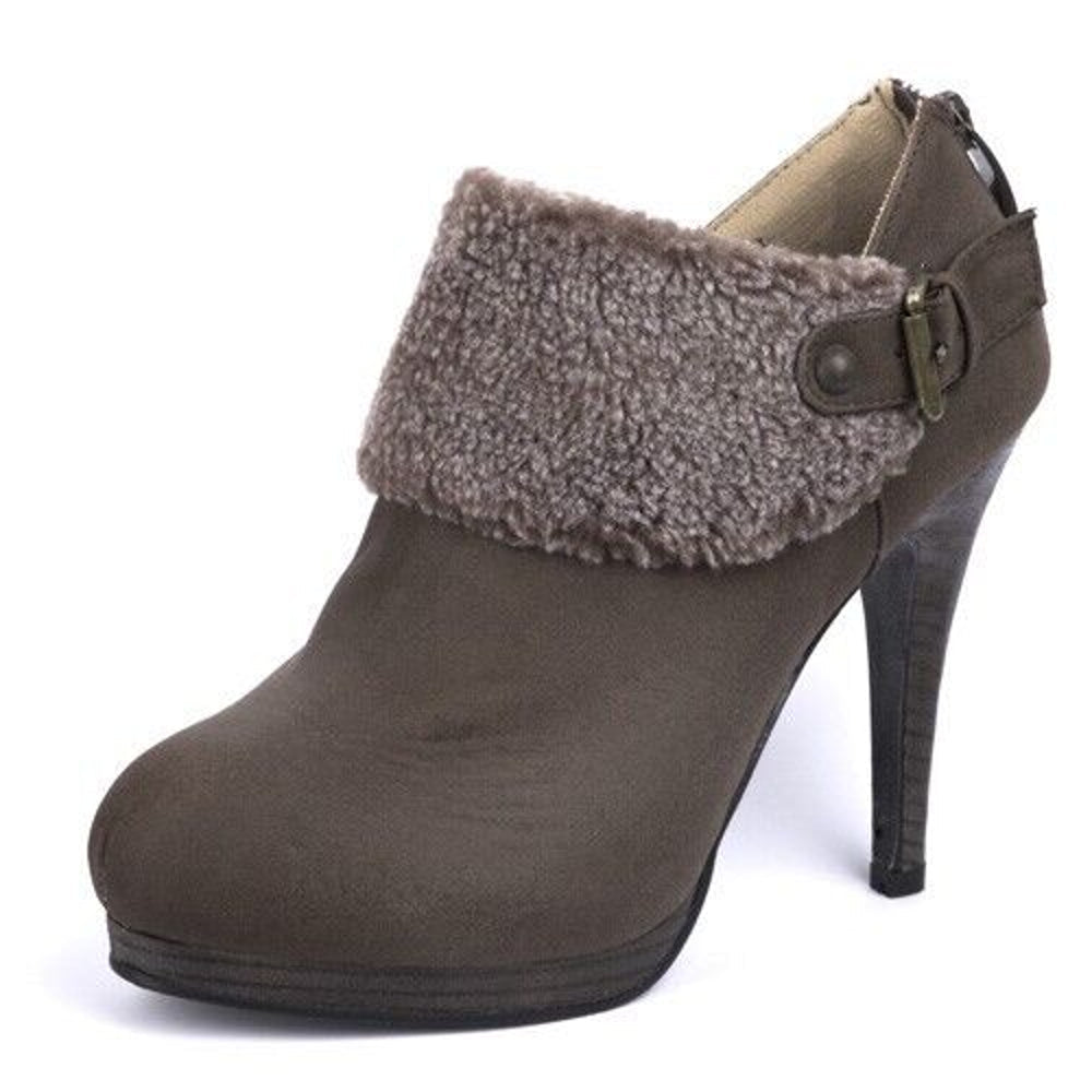 Stesso Fur Cuff Shoes Size 3